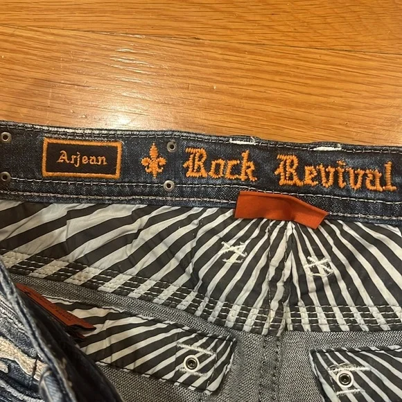 NWT Rock Revival Arjean easy ankle skinny jeans size 32/26. - Picture 3 of 15